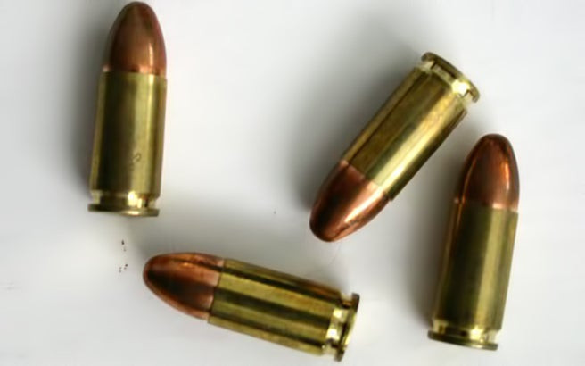 Θρίλερ με τις «αδέσποτες» σφαίρες που τραυμάτισαν δυο γυναίκες στον Κορυδαλλό